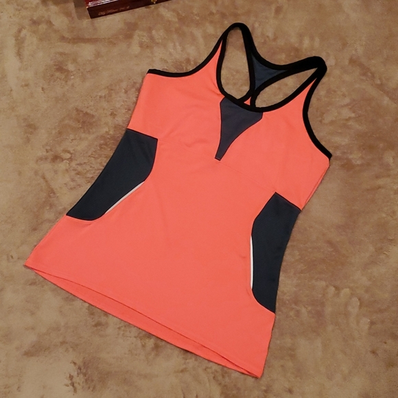 UNDER ARMOUR women's size LG semi fitted tank top - Picture 3 of 9